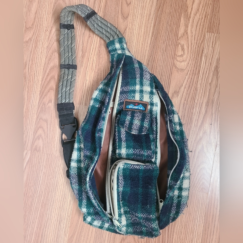 Kavu Crossbody Sling Bag